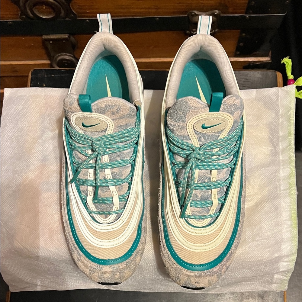 NIKE AIR MAX 97 NEPTUNE GREEN CAMO COCONUT CREME SIZE 10